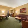 Отель Embassy Suites by Hilton E Peoria Riverfront Conf Center, фото 38