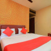 Отель Shreenithi by OYO Rooms, фото 8