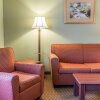 Отель Quality Inn & Suites Ann Arbor Hwy 23, фото 4