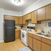 Отель Contemporary Cragin 1BR Apt in Lockwood, фото 6