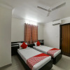 Отель Oyo 23589 Crown Palace, фото 5