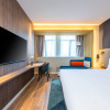 Отель Holiday Inn Express Xinji City Center, an IHG Hotel, фото 1