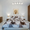 Отель Cosy Apartment Steps to St George's Bay, фото 5