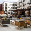 Отель Steelyard - Modern Soulard Apts with Pool by Zencity, фото 14