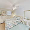Отель Walk Everywhere! Charming Gulf-view W/ Pool 2 Bedroom Condo, фото 13