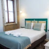 Отель Liiiving in Porto - Historic Clerigos Studio 4F, фото 4