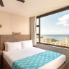 Отель Deluxe 32nd Floor Condo - Gorgeous Ocean Views, Free Wifi & Parking! by Koko Resort Vacation Rentals, фото 26