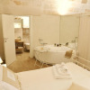 Отель suite with Jacuzzi, central location, suitable for couples-Suite Vitti 5, фото 9