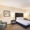 Отель La Quinta Inn & Suites by Wyndham Glen Rose, фото 4