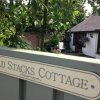 Отель Old Stacks Cottage Annexe в Рингвуде
