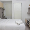 Отель Cozy and Comfort Living Studio at Transpark Cibubur Apartment, фото 5