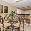 Отель Crystal Shores West By Youngs Sun Coast, фото 41