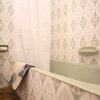 Отель Park View 2 Bed Light And Airy Apartment In Quiet Location, фото 9