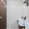 Отель Homey And Elegant Studio At Transpark Bintaro Apartment, фото 6