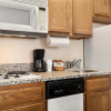 Отель Baymont Inn And Suites Greensboro Coliseum, фото 6