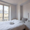Отель Super Cozy Home for up to 4 Guests in Les Halles, фото 4