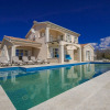 Отель Cozy Villa In Kastelir With Swimming Pool, фото 20