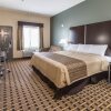 Отель Scottish Inns & Suites, фото 25