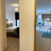 Отель Modern Stylish 2 bedroom 2 Bath Apts., фото 9