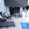 Отель Holiday Home In Baarle Nassau With Garden Terrace Pool, фото 13
