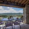 Отель Typical Charming With Chianti View at Marioli, фото 4