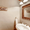 Отель Centennial 2 Bedroom Condo Unit no. 5, фото 8