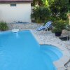 Отель Studio in Baie Mahault, With Private Pool, Enclosed Garden and Wifi - 15 km From the Beach, фото 2