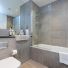 Отель Spacious And Modern 1 Bedroom Flat Near Stratford, фото 6