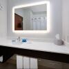Отель Holiday Inn Express Hotel & Suites Dallas - Duncanville, an IHG Hotel, фото 9