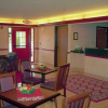 Отель Western Inn & Suites Hampton, фото 11