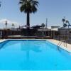 Отель Desert Hills Motel, фото 3