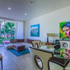 Отель Beautiful Ground Floor Two Bedroom Suite at Ixchel, фото 17