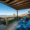 Отель Blue Starfish by Avantstay Ocean Views & Direct Cannon Beach Access в Кэнноне Биче