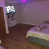 Отель BIG ROOM rusholme WITH TV AND PRIVATE BATHROOM-parking&wifi, фото 10