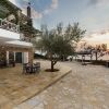 Отель Emotions House Sunsets By The Pool Near The Sea Guest House, фото 3