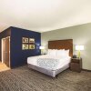 Отель La Quinta Inn & Suites by Wyndham Wichita Northeast, фото 29