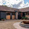 Отель Morden Rustic Country Converted Stable, Kent Downs, фото 1