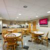 Отель Red Roof Inn & Suites Philadelphia - Bellmawr, фото 6