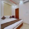 Отель OYO 13860 Panchsheel Plaza, фото 2