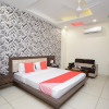 Отель Dhingra By OYO Rooms, фото 2