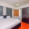Отель Comfort 2Br + Extra Room At Sudirman Tower Condominium Apartment, фото 3