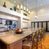 Отель Hampton Inn & Suites McAllen, фото 23