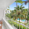 Отель Poolside Apt in Alamanda Beachfront 77, фото 4