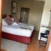 Отель Twenty 4 Hour Rest Bed & Breakfast 3 в Умтате