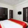 Отель OYO 10928 Go Rooms, фото 12