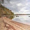 Отель Pet-friendly Lake Norman Cottage: Swim, Boat, Fish, фото 18