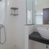 Отель RedDoorz Plus Near Ambassador Mall, фото 8