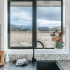 Отель Peak View Cabin - Ben Ohau - Stylish Seclusion, фото 8