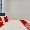 Отель OYO 92166 Nirwana Inn Syariah, фото 13