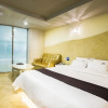 Отель Design Hotel 2ne1 Jukdo Market Pohang, фото 34